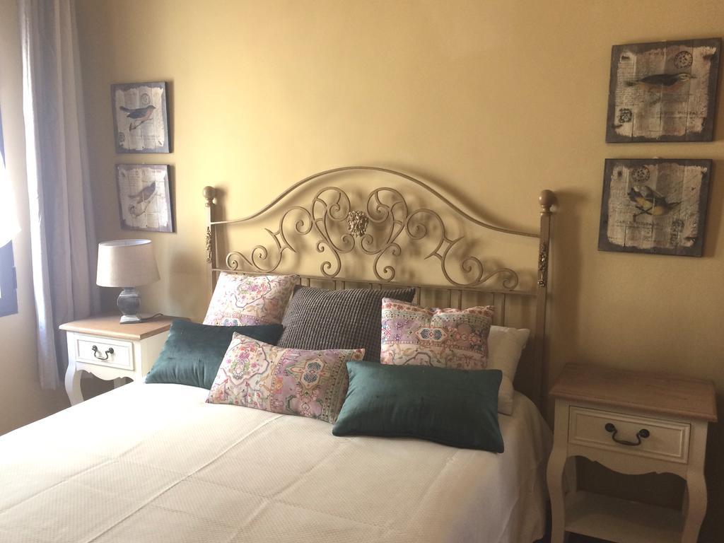 Apartamentos Coliseo Toledo Luaran gambar