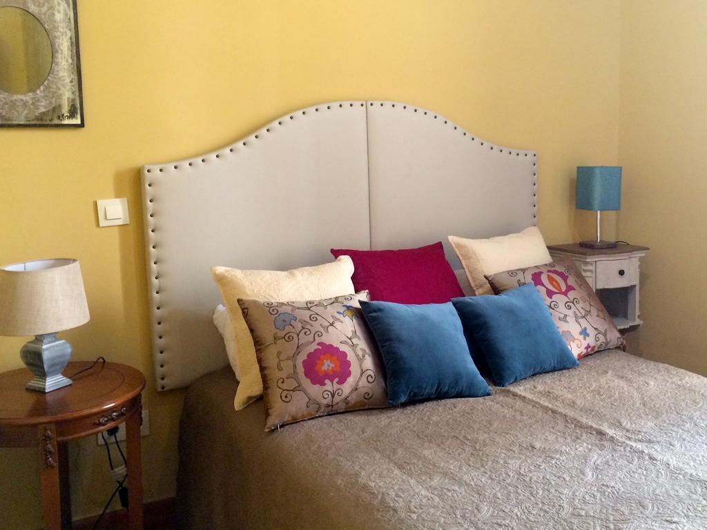 Apartamentos Coliseo Toledo Luaran gambar