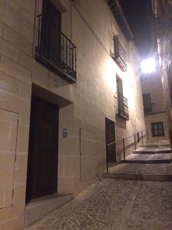 Apartamentos Coliseo Toledo Luaran gambar